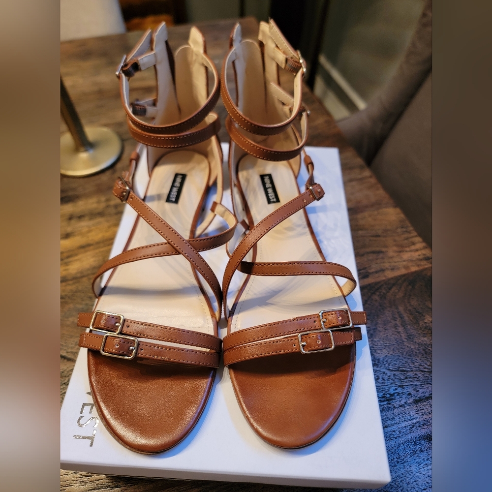 Nine West med brown lornas sandals